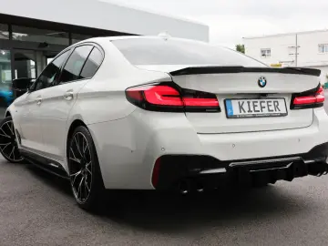 BMW M550i xDrive 360  H&K 4xSHZ LHZ CarPlay TOTW R20