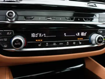 BMW M550i xDrive 360  H&K 4xSHZ LHZ CarPlay TOTW R20