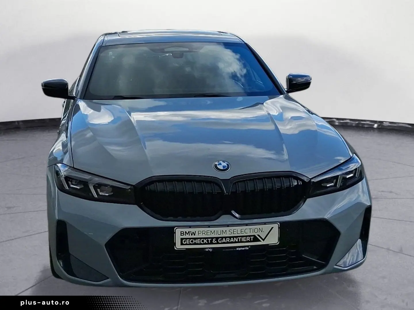 BMW 330i M SPORT PRO M SPORT PRO Glasdach Driving As