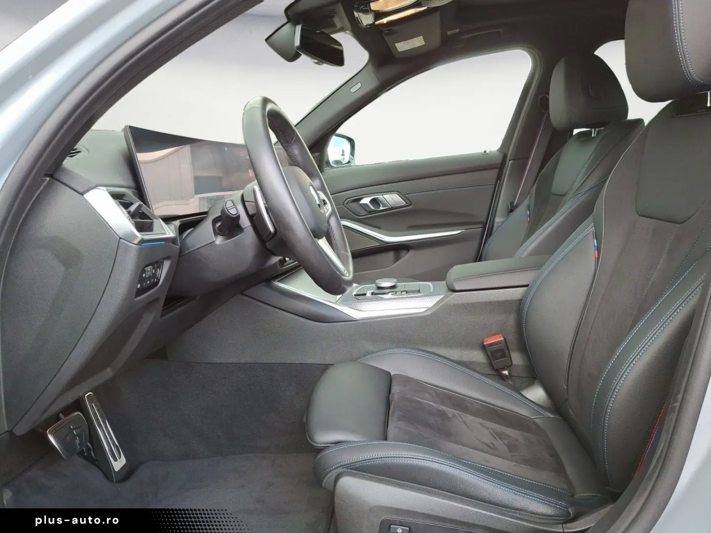 BMW 330i M SPORT PRO M SPORT PRO Glasdach Driving As