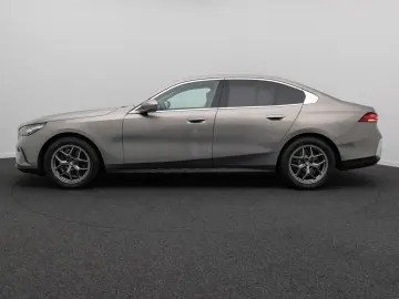 BMW 520d Kamera DAB Leder DrivAss Alarm Sport 18Zoll
