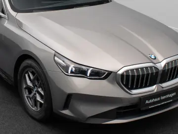 BMW 520d Kamera DAB Leder DrivAss Alarm Sport 18Zoll