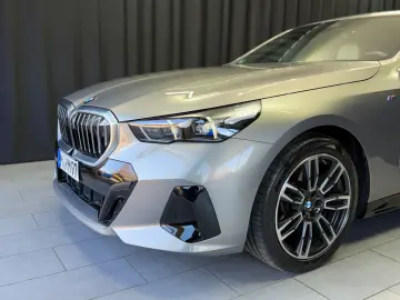 BMW 520 d Limousine M Sport AHK H&K HuD Garantie