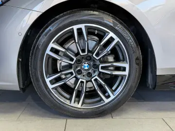 BMW 520 d Limousine M Sport AHK H&K HuD Garantie