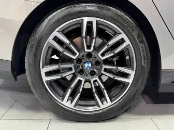 BMW 520 d Limousine M Sport AHK H&K HuD Garantie
