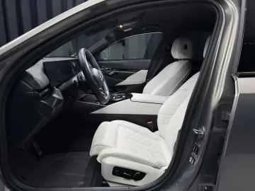 BMW 520 d Limousine M Sport AHK H&K HuD Garantie