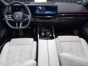 BMW 520 d Limousine M Sport AHK H&K HuD Garantie