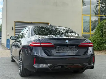 BMW 520 d  M-SPORT MEMORY SHADOW