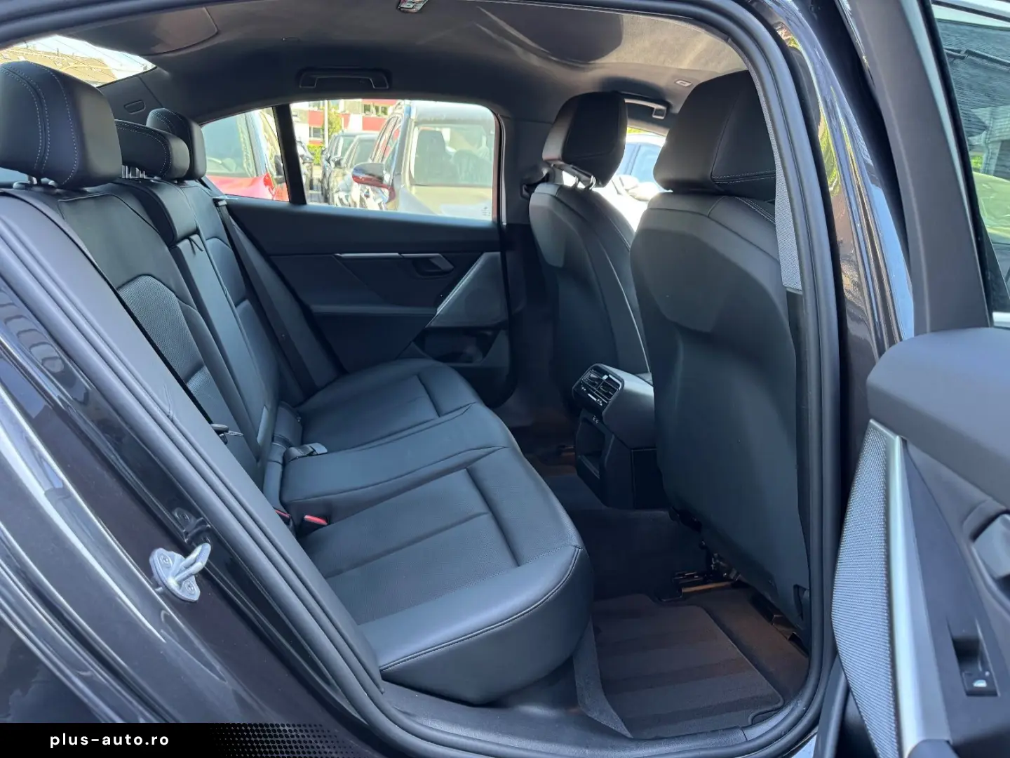 BMW 520i Lim Metallic adapt.LED Leder Kamera DA 18
