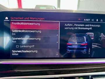 BMW X7 40d M Sport Laser Pano ACC Individual 360 22