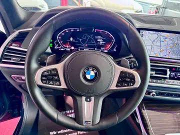 BMW X7 40d M Sport Laser Pano ACC Individual 360 22