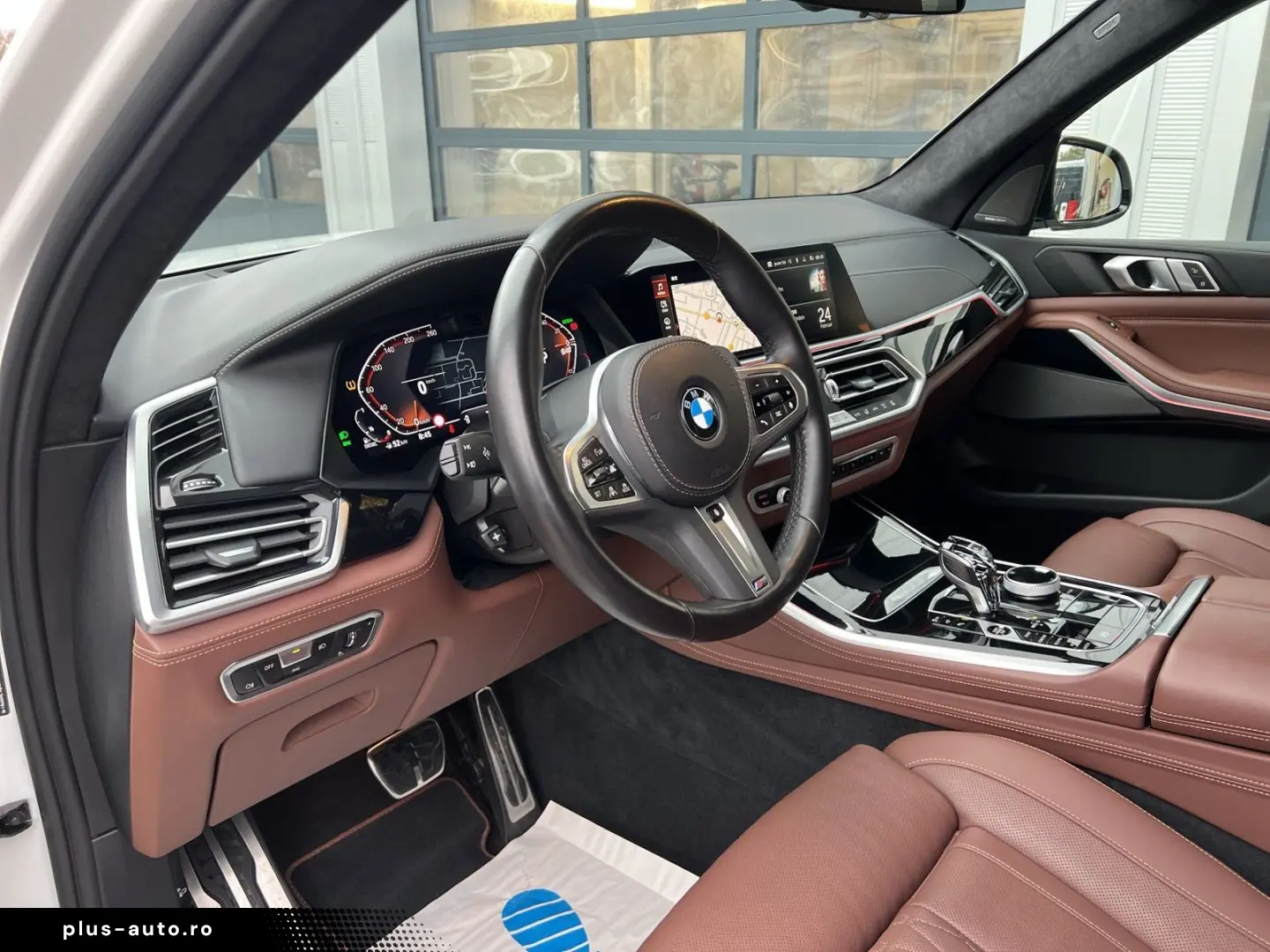 BMW X5 xDrive40d M Sport AHK Laser Pano Standhzg HK