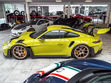 PORSCHE 911 GT3RS PTS Lindgrün Weissach PCCB LIFT SONDER