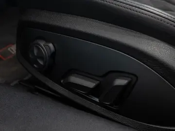 AUDI TTRS Roadster quattro RS-AGA RS-SITZE B&O B&O
