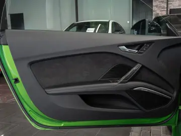AUDI TTRS Roadster quattro RS-AGA RS-SITZE B&O B&O