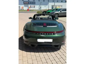 PORSCHE 911 992.2 Carrera Cabrio oak Sportabgas Bose…