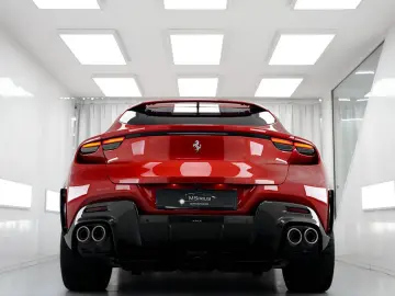 FERRARI Purosangue V12 DCT 4WD