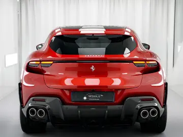 FERRARI Purosangue V12 DCT 4WD