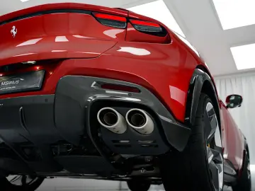FERRARI Purosangue V12 DCT 4WD