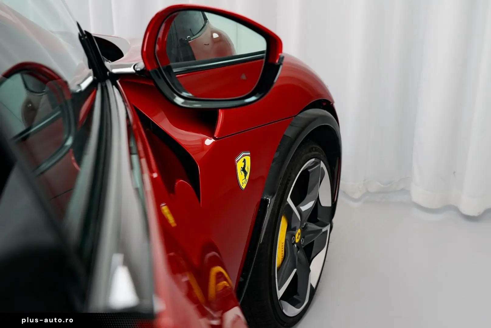 FERRARI Purosangue V12 DCT 4WD