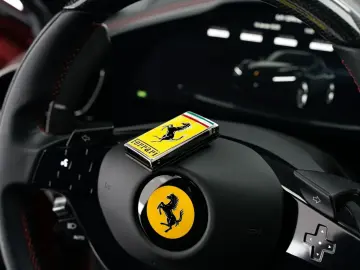 FERRARI Purosangue V12 DCT 4WD