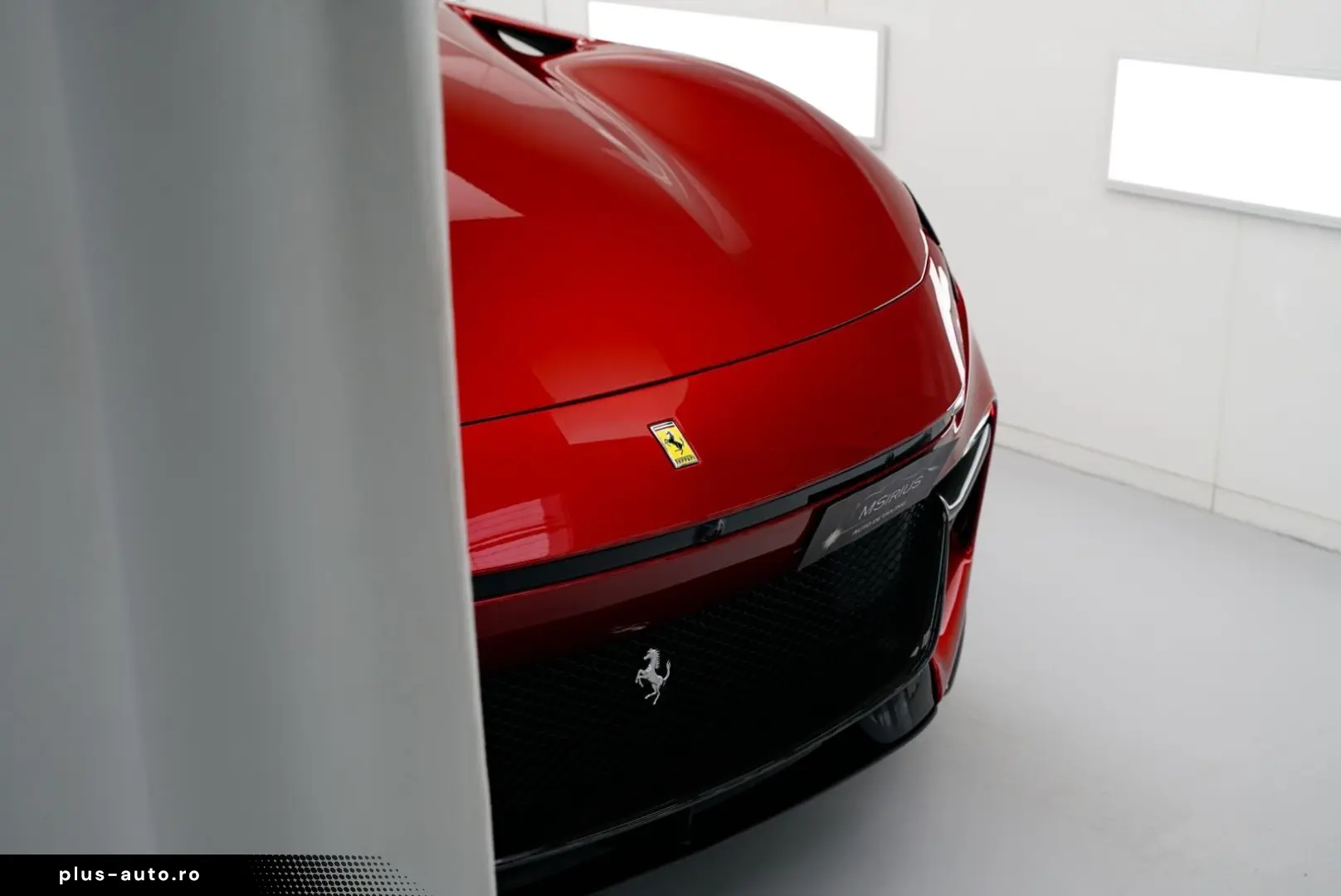FERRARI Purosangue V12 DCT 4WD