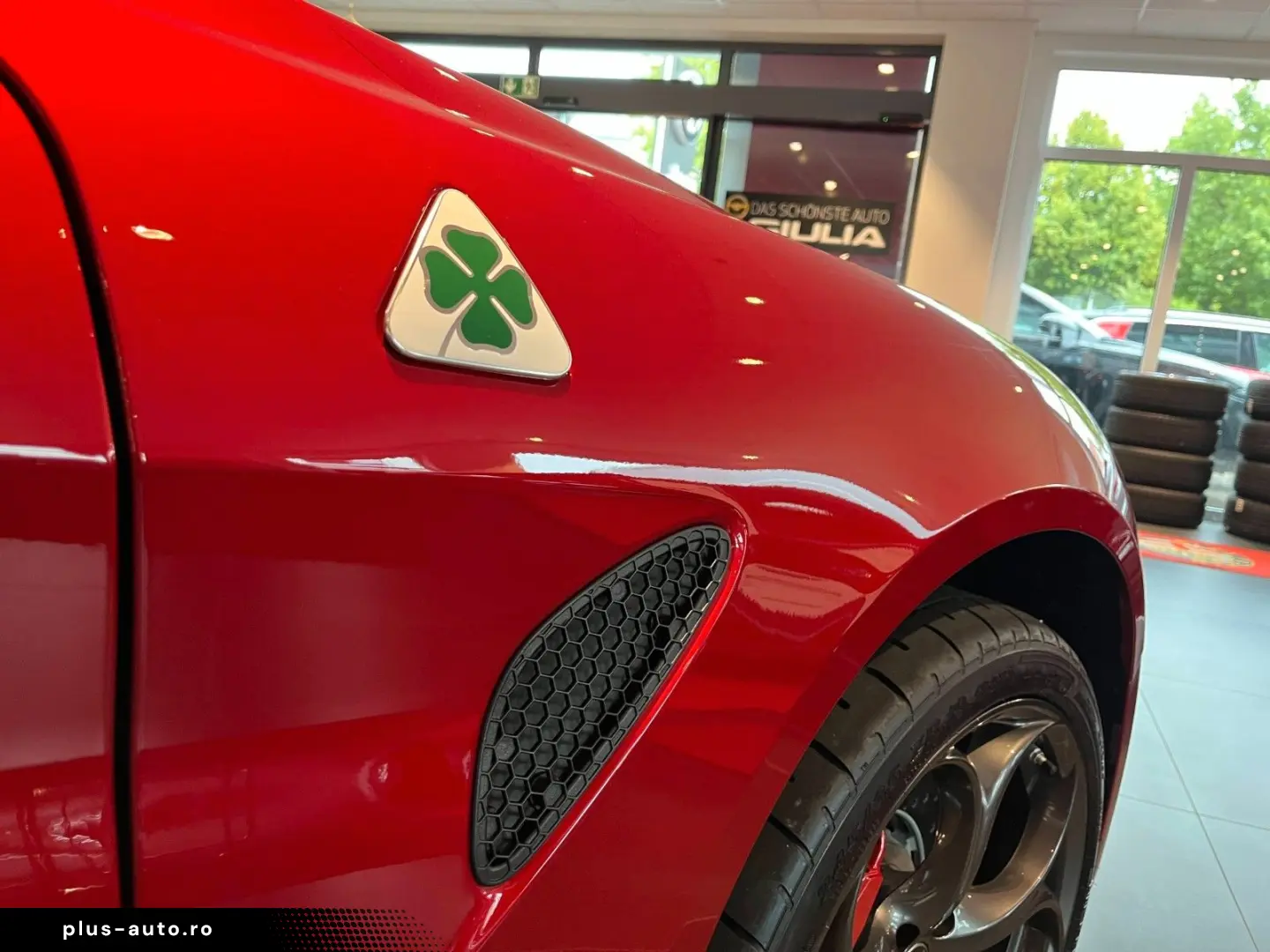 ALFA ROMEO Giulia Quadrifoglio