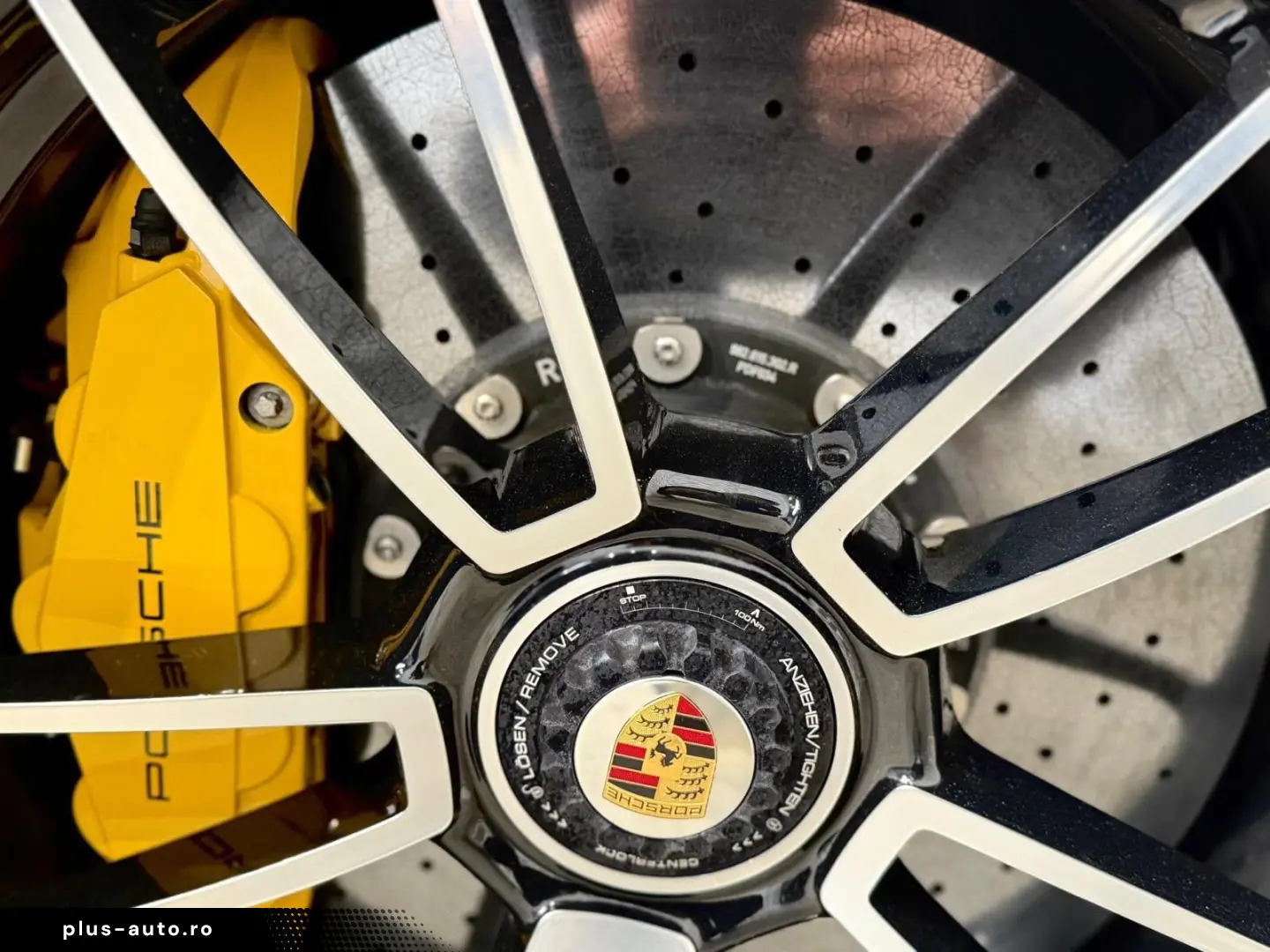 PORSCHE 911 Turbo S Carbon Luft Matrix Panorama Keramik