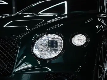 BENTLEY Continental GT V8 Mulliner Blackline-Panorama