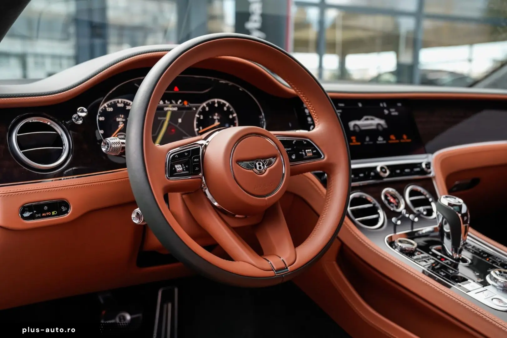 BENTLEY Continental GT V8 Mulliner Blackline-Panorama