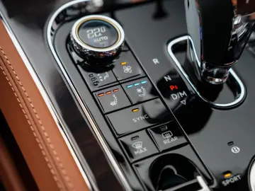 BENTLEY Continental GT V8 Mulliner Blackline-Panorama