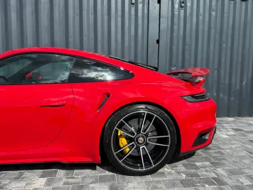 PORSCHE 992 Turbo S Deutsch - Wenig Km - 19% MwSt - Top