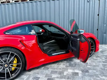 PORSCHE 992 Turbo S Deutsch - Wenig Km - 19% MwSt - Top