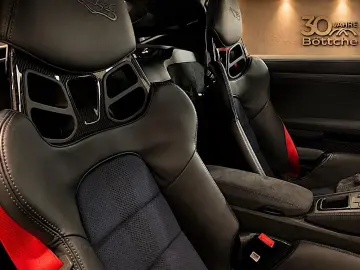 PORSCHE 718 GT4RS  Weissach Magnesium-Felgen LIFT 1.HAND