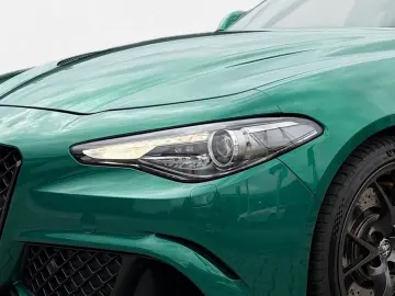 ALFA ROMEO Giulia Quadrifoglio