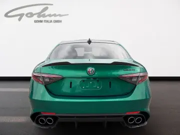 ALFA ROMEO Giulia Quadrifoglio