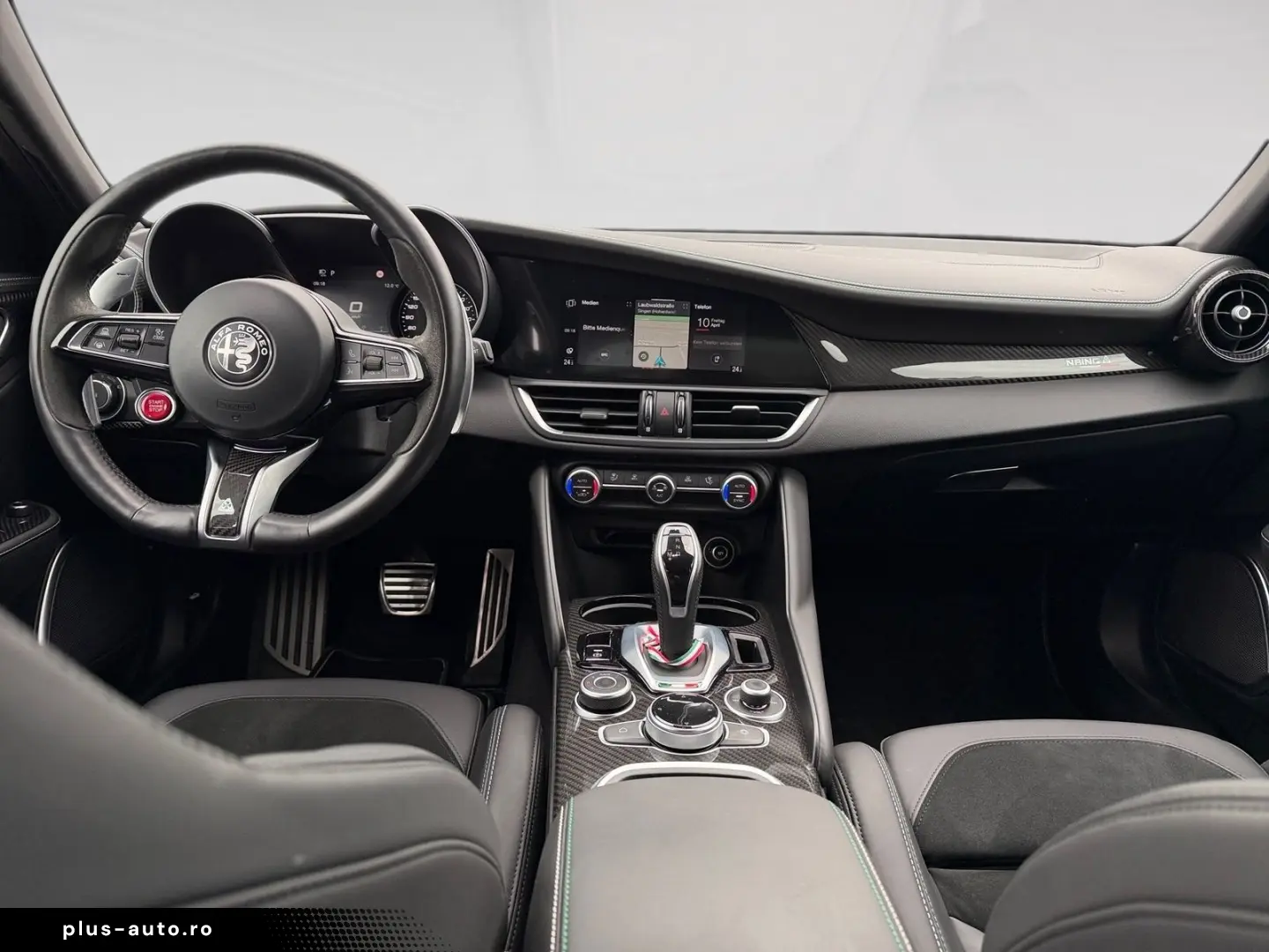 ALFA ROMEO Giulia Quadrifoglio