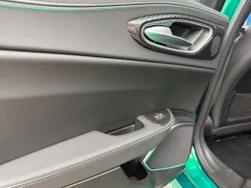 ALFA ROMEO Giulia Quadrifoglio