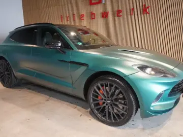 ASTON MARTIN DBX 4.0 V8 U-Frei BRD  Racing Green  23 Zoll