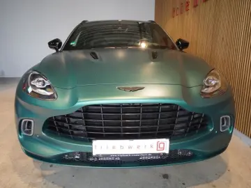 ASTON MARTIN DBX 4.0 V8 U-Frei BRD  Racing Green  23 Zoll