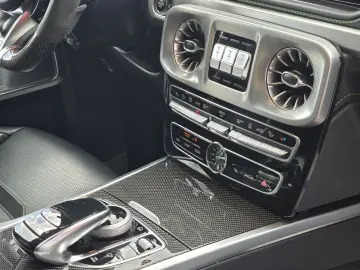 MERCEDES-BENZ G 63 AMG AMG G 63 Burm Magno Green S.d…