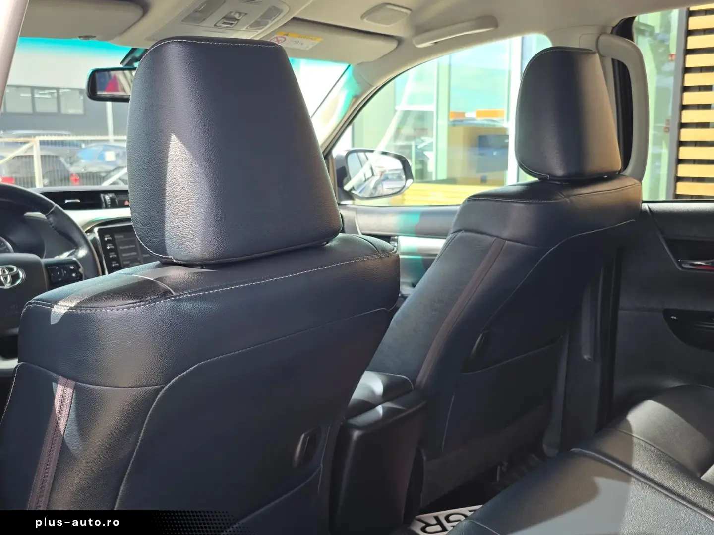 TOYOTA HILUX 2.4D 150CP 4x4 Double Cab Executive