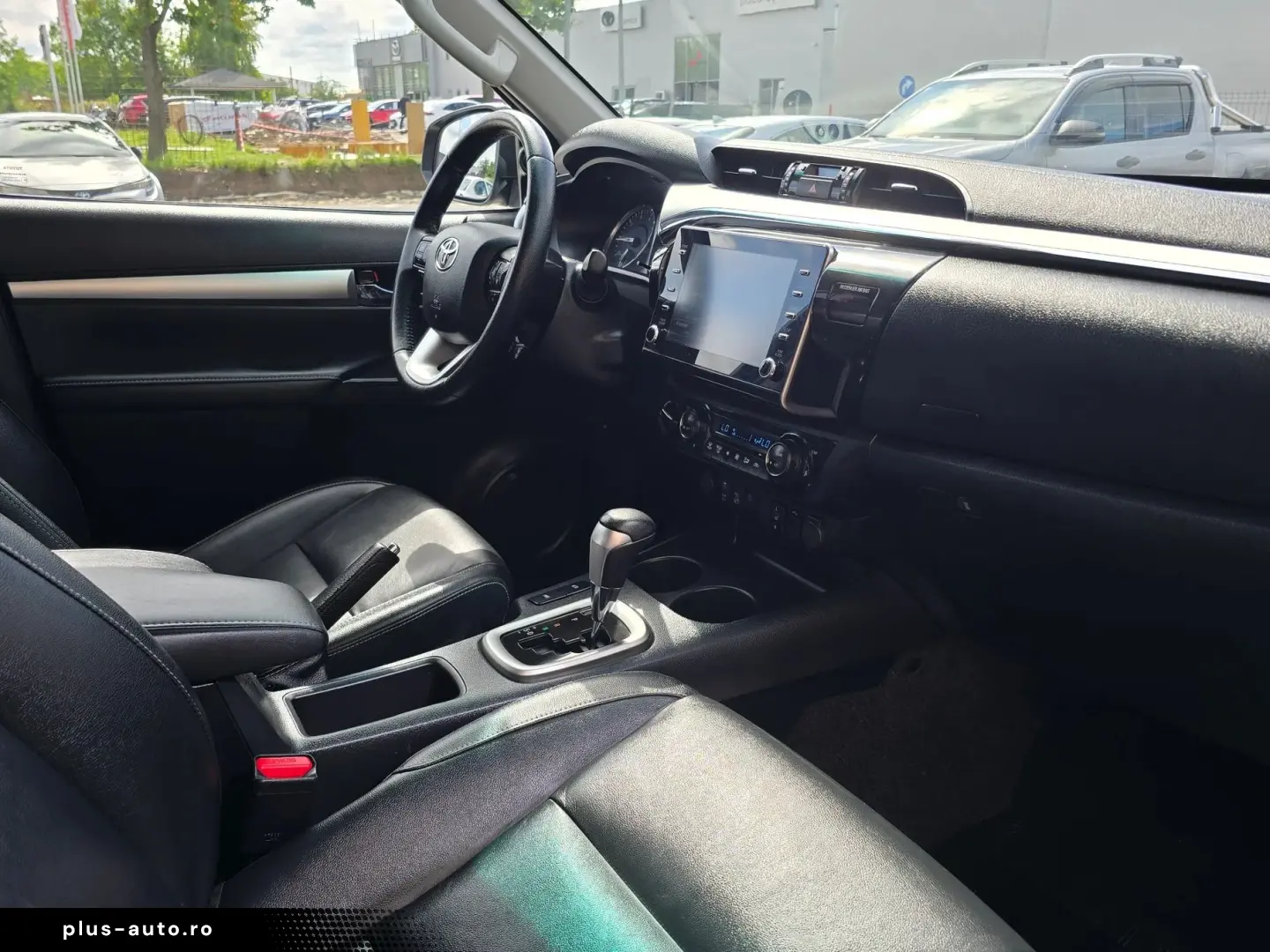 TOYOTA HILUX 2.4D 150CP 4x4 Double Cab Executive