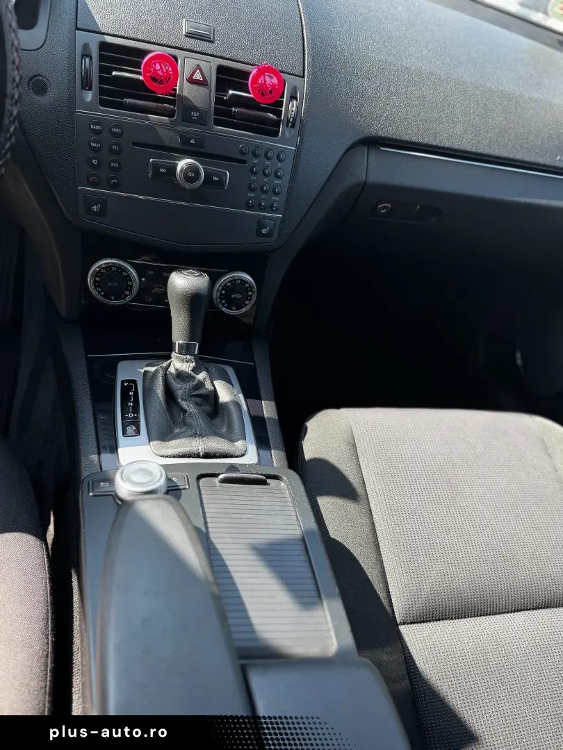 Mercedes-Benz C 220