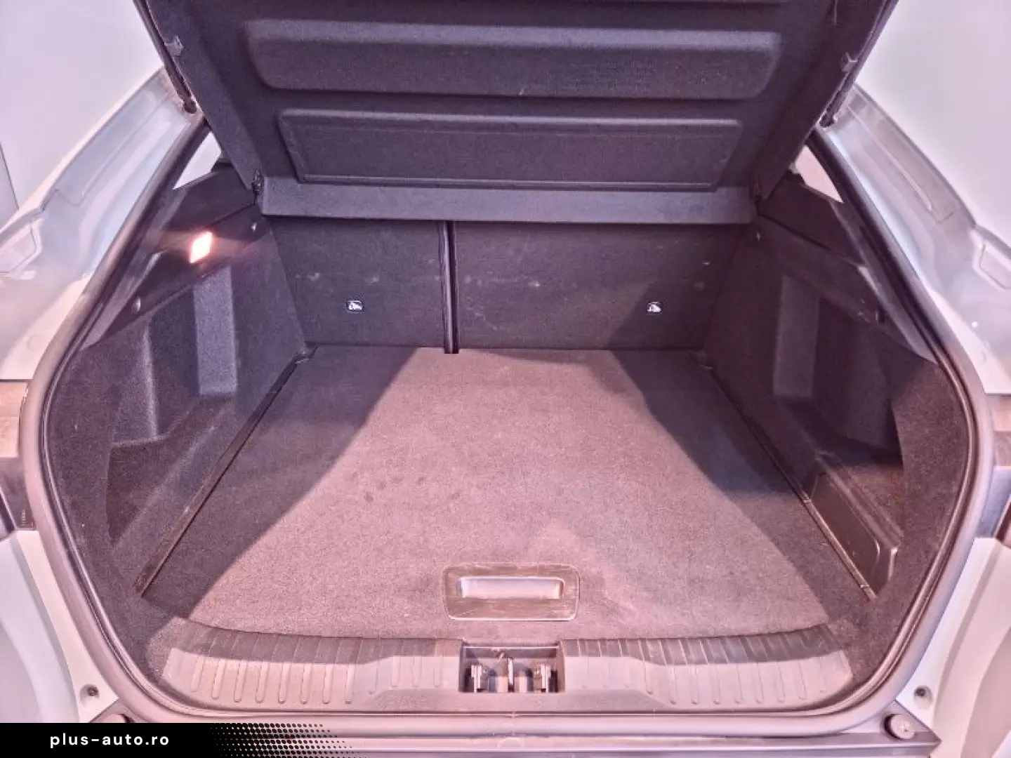 RENAULT ARKANA 1.6 E-Tech 145 techno