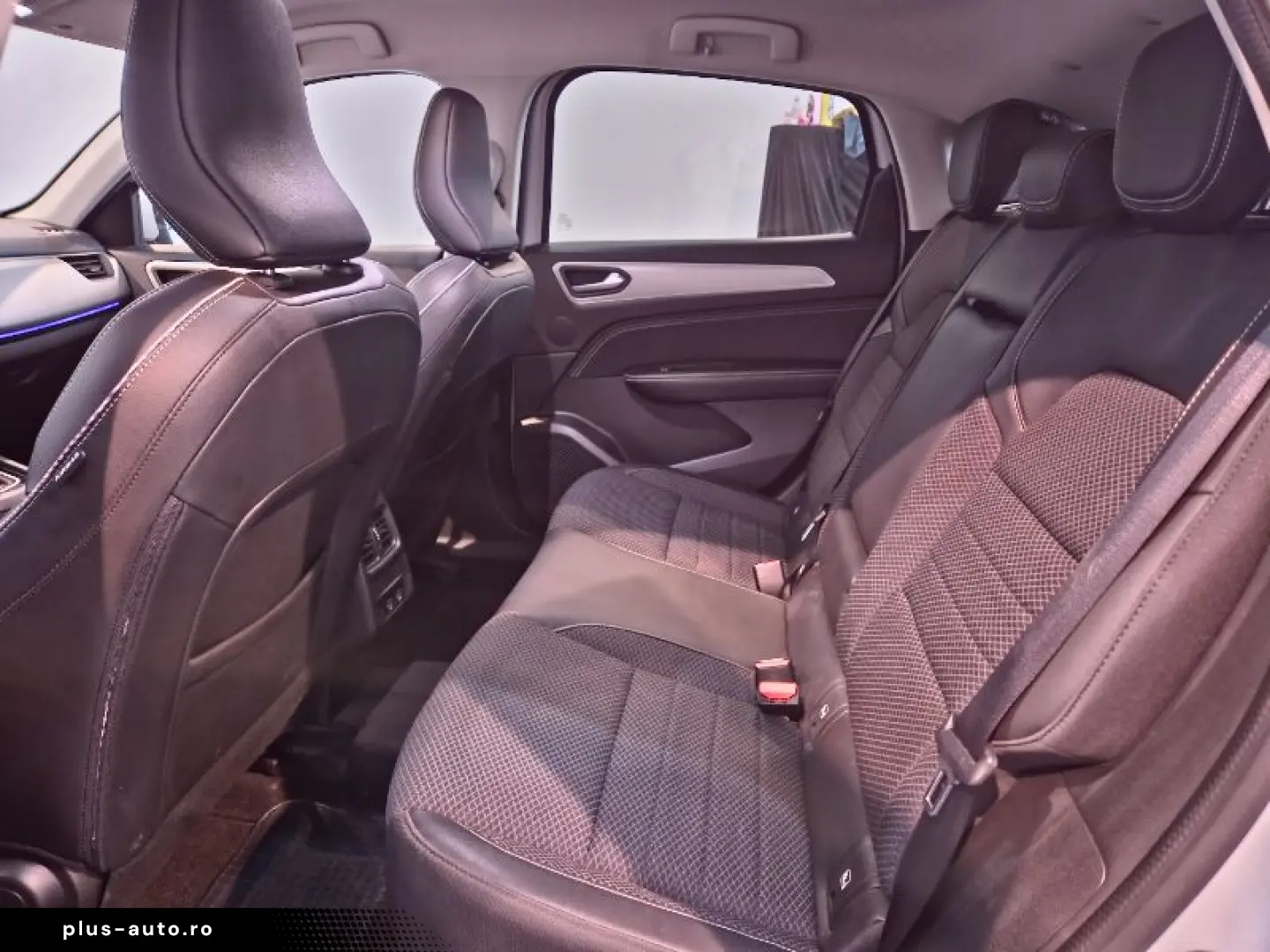 RENAULT ARKANA 1.6 E-Tech 145 techno
