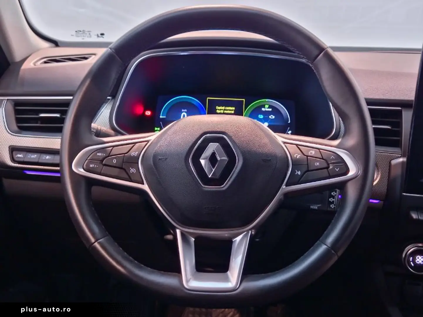 RENAULT ARKANA 1.6 E-Tech 145 techno