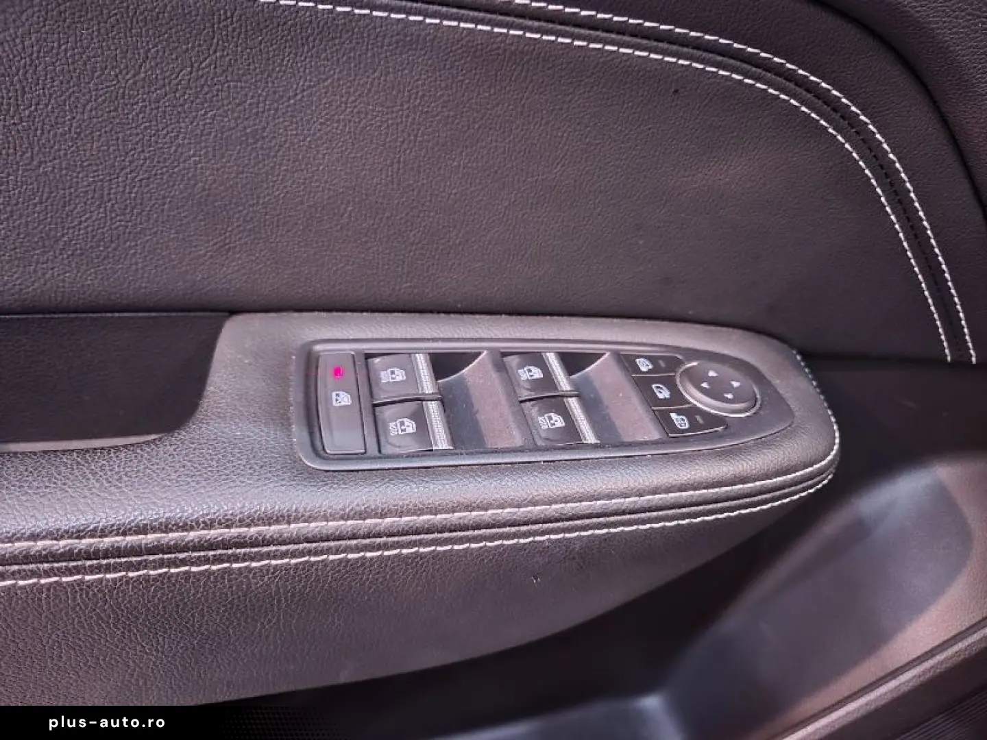 RENAULT ARKANA 1.6 E-Tech 145 techno