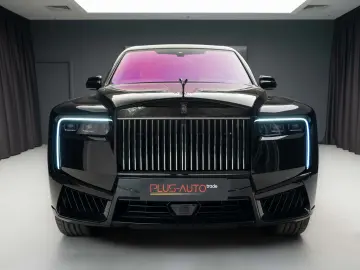 Rolls-Royce Cullinan Black Badge Mandarin