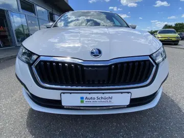 SKODA Octavia Combi 2.0 TDI DSG Ambition SMART-LINK VI